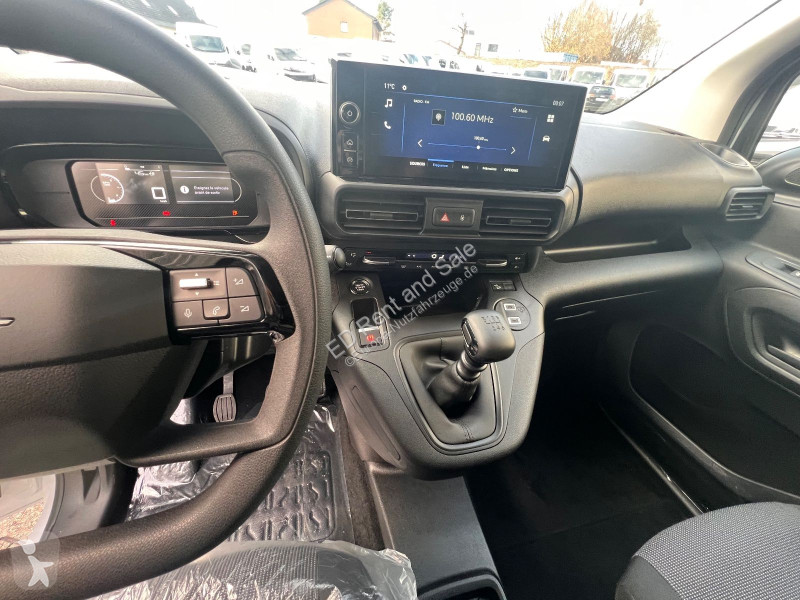 Véhicule utilitaire Opel Cargo...