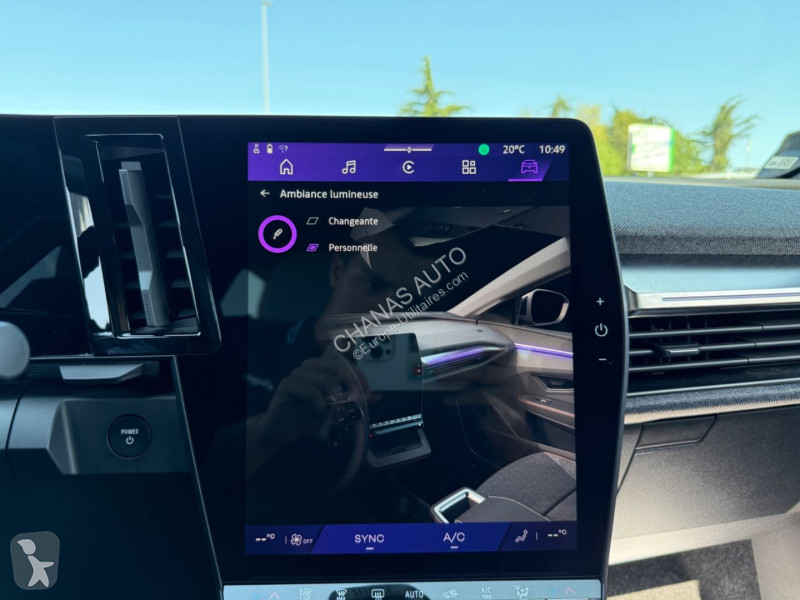 Véhicule utilitaire Renault E-tech 220 ch Techno