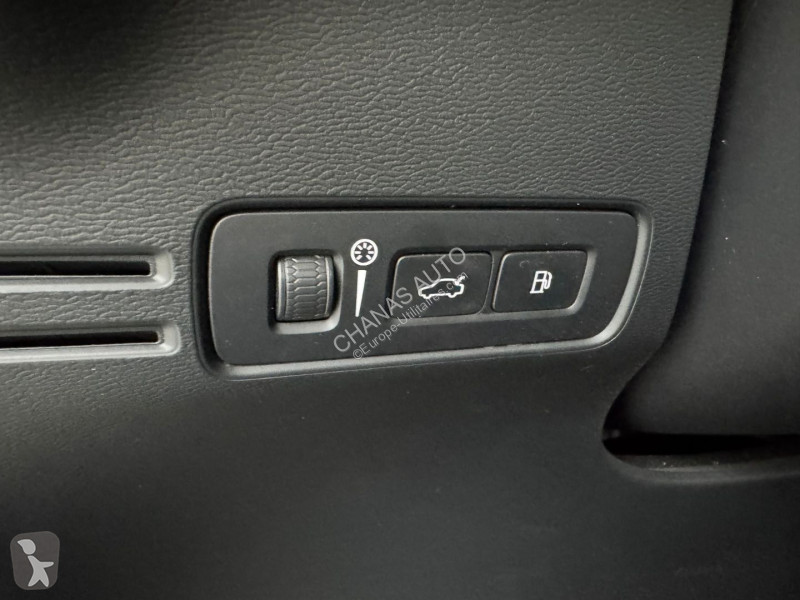 Samochód dostawczy Volvo T5 Recharge 180+82...