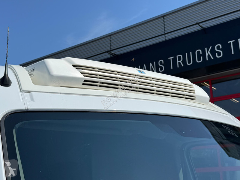 Furgoneta Renault -/- 20 °C Thermo King