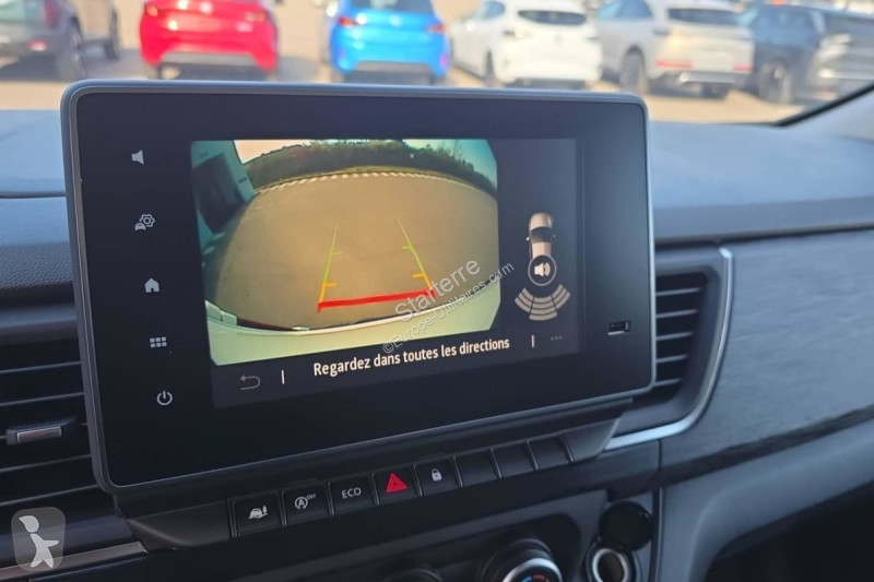 Véhicule utilitaire Nissan PRIASTAR FOURGON