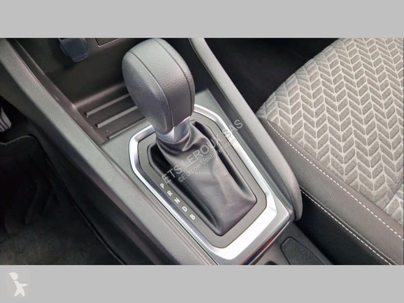 عربة نفعية Renault CLIO V