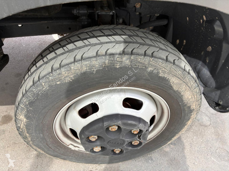 Iveco  35C16 3.0 DOBLE CABINA  CAJA BASCULANTE...