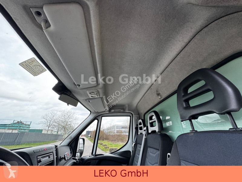 Furgoneta Iveco 35S12 Mit Carrier Xr 350