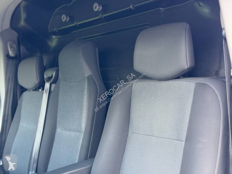 عربة نفعية Renault