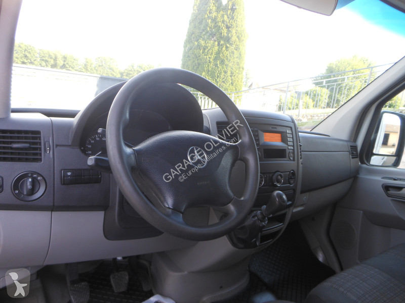 Véhicule utilitaire Mercedes Benne 514 CDI 37...