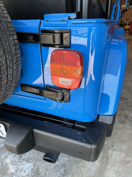 Samochód dostawczy Jeep