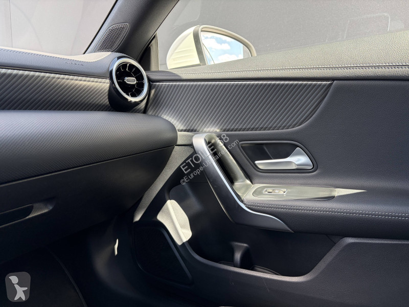 عربة نفعية Mercedes CLA Shooting Brake 180 d...