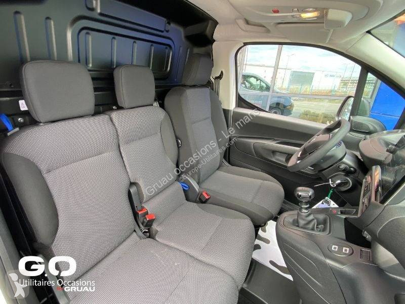 Samochód dostawczy Peugeot