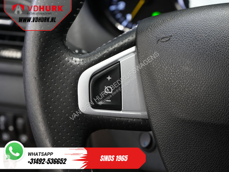 Samochód dostawczy Renault Estate 1.5 dCi Bose/...