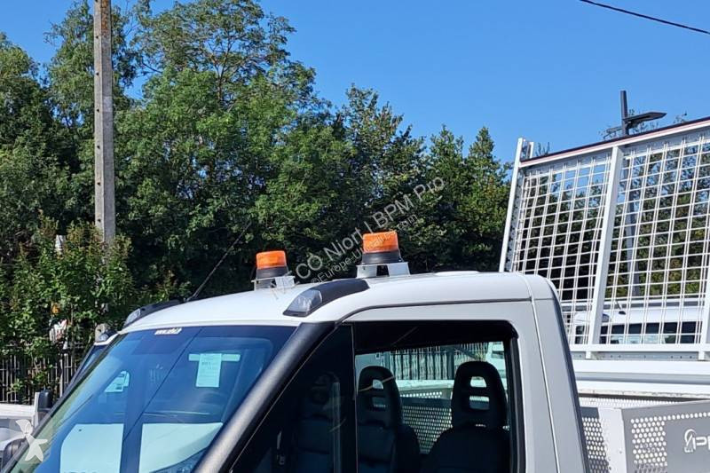 Furgoneta Iveco
