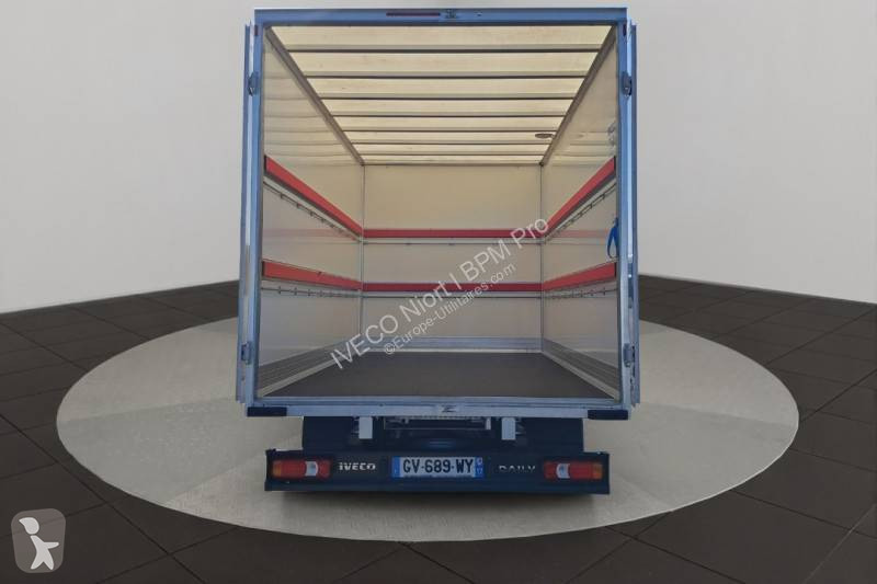 Furgoneta Iveco