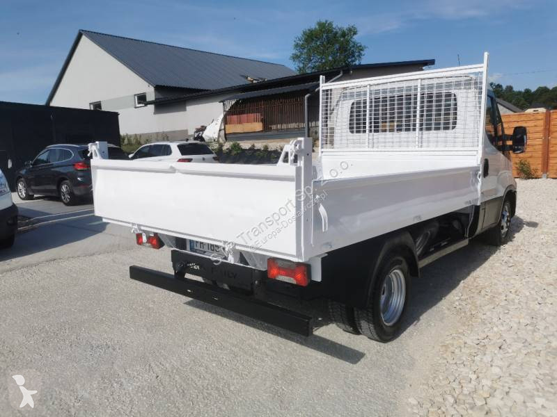 عربة نفعية Iveco