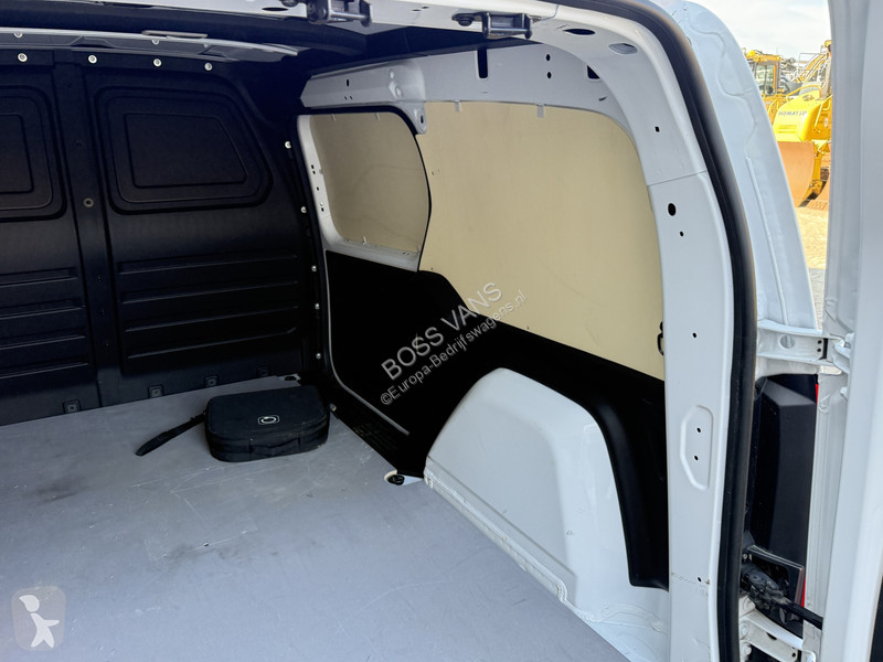 Furgoneta Mercedes 112 51kWh L2 284 WLTP 97.9%...