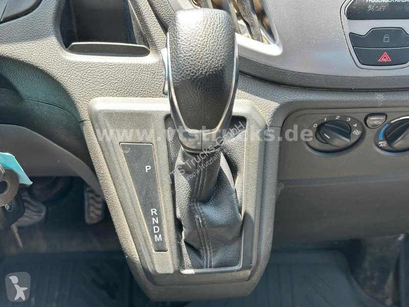 Véhicule utilitaire Ford Pritsche 350 L3...