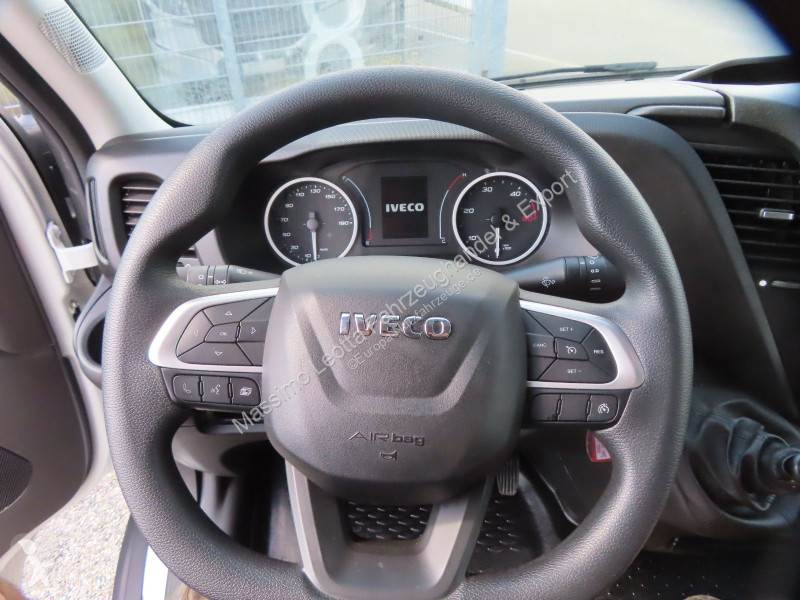 Furgoneta Iveco 35C16 3,0 Möbelkoffer Fz.Nr.8