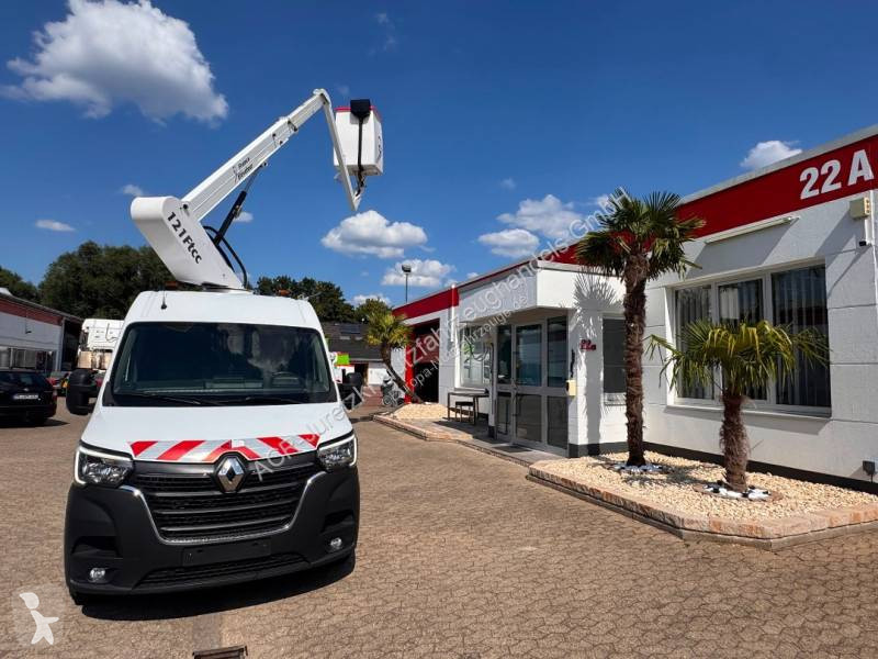 Samochód dostawczy Renault