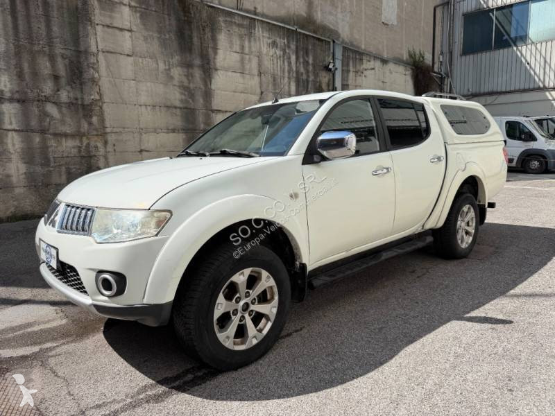 Furgoneta Mitsubishi