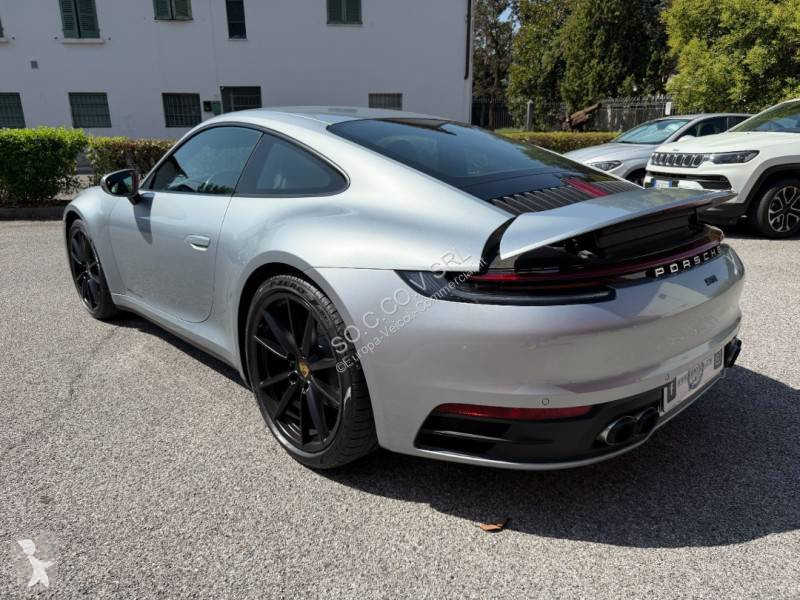 Véhicule utilitaire Porsche