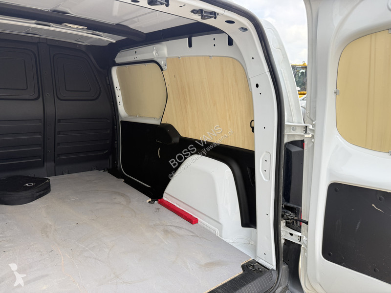 Furgoneta Mercedes 112 51kWh L2 285 WLTP 95%...