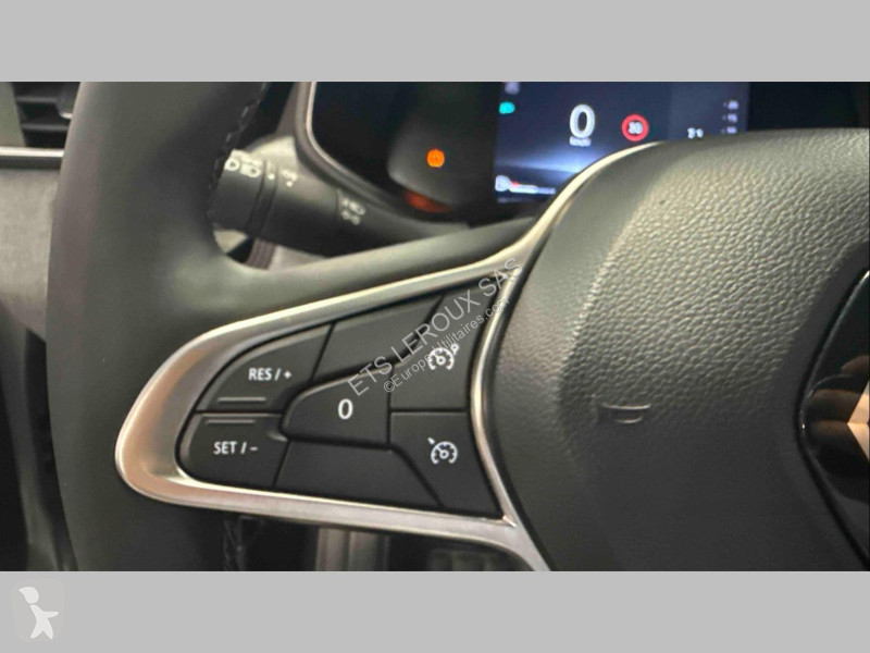 Véhicule utilitaire Renault CLIO V