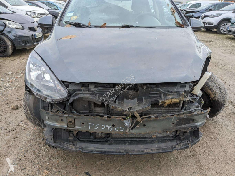 Samochód dostawczy Mazda
