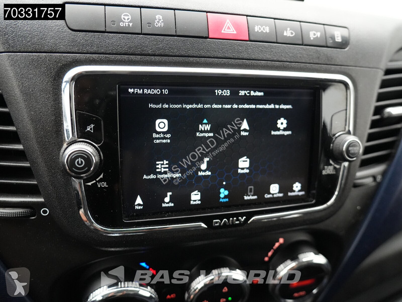 Лекотоварен автомобил Iveco 35C18 3.0L Automaat...
