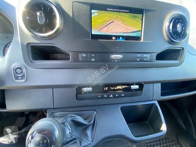 Furgoneta Mercedes