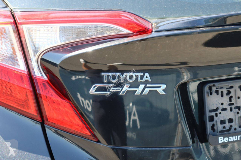 Autoutilitară Toyota