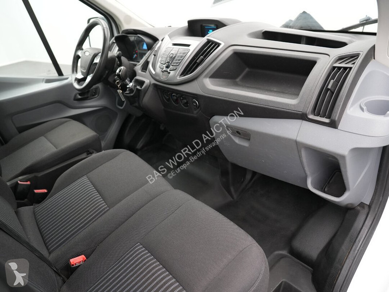Лекотоварен автомобил Ford 155PK