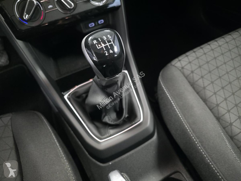 عربة نفعية Volkswagen T-CROSS 1.0 TSI - 110 -...