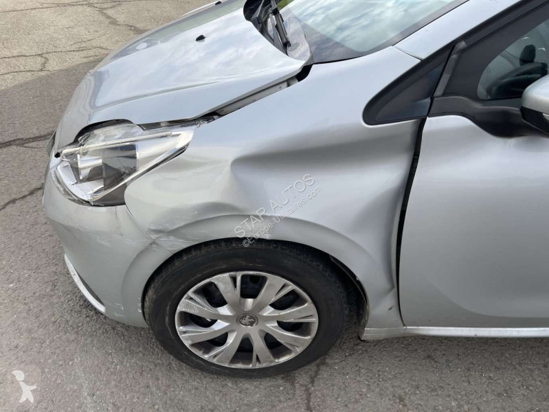 عربة نفعية Peugeot