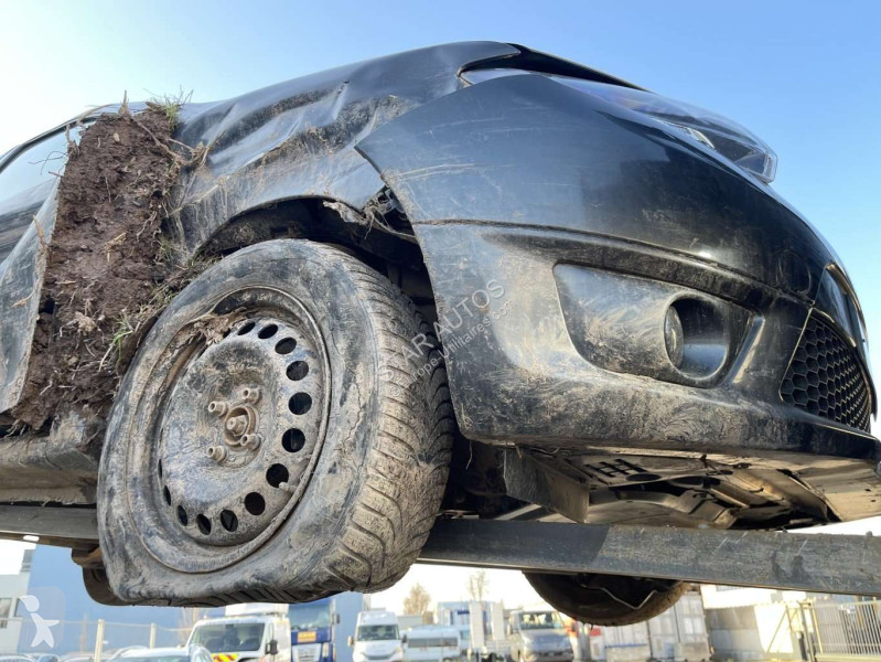 عربة نفعية Dacia
