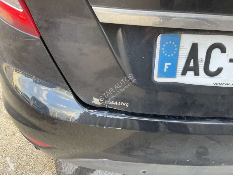 Véhicule utilitaire Ford
