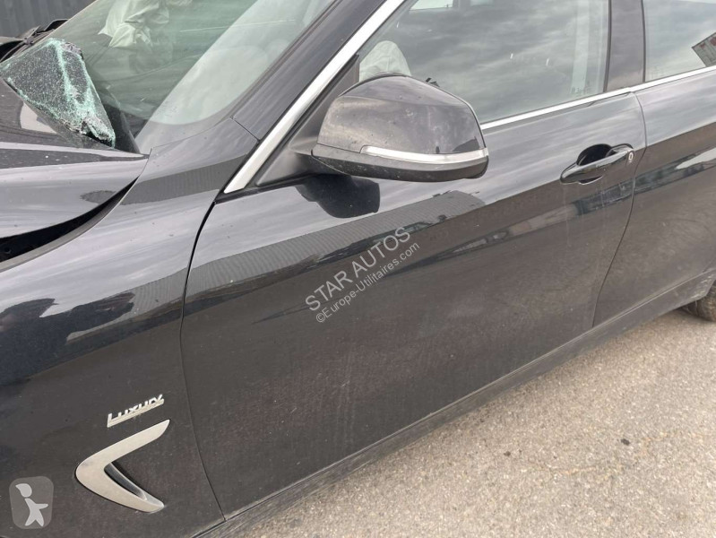 عربة نفعية BMW