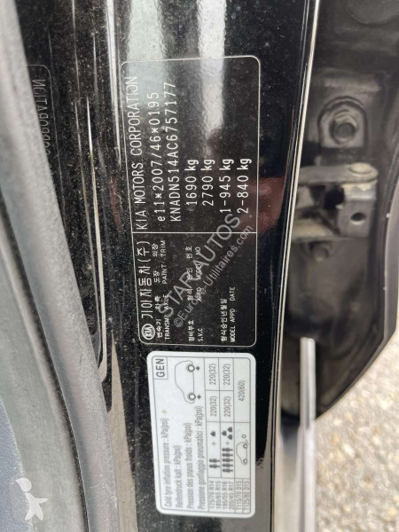 Samochód dostawczy KIA