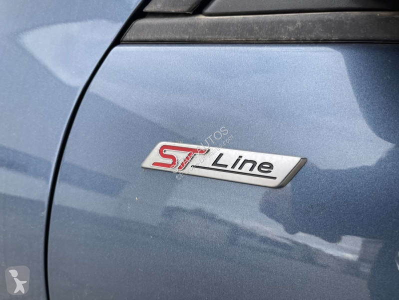Véhicule utilitaire Ford