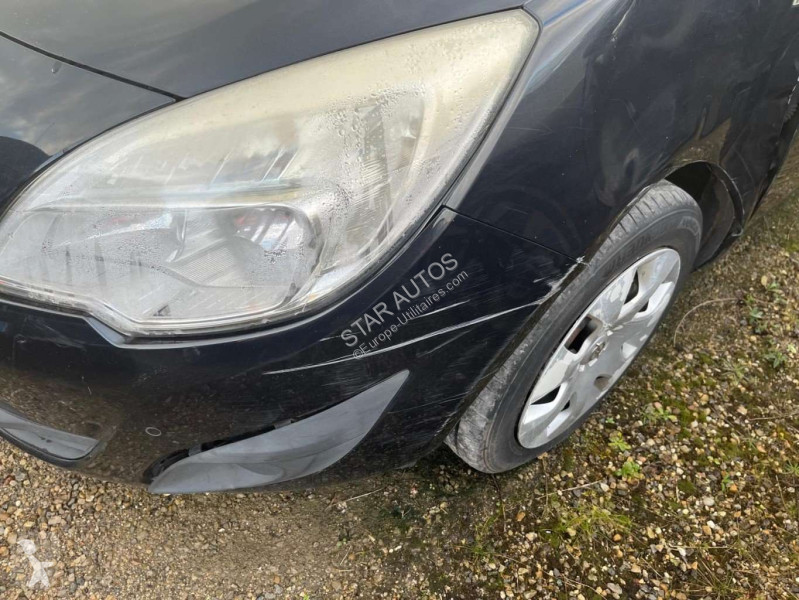 Samochód dostawczy Opel