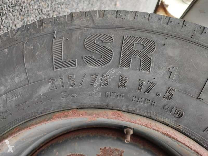 Véhicule utilitaire   PORTE TOURET