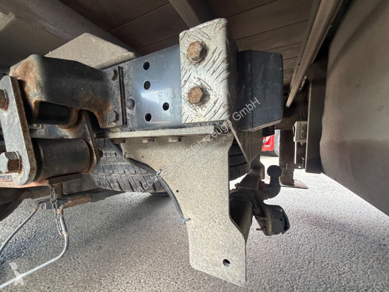 عربة نفعية Iveco 40c17 + Veldhuizen P33-2...