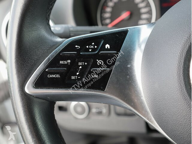 Коммерческий автомобиль Mercedes Sprinter 317...