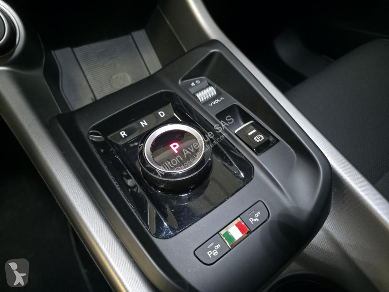 Veicolo commerciale Alfa-Roméo TONALE 1.5 mHEV...