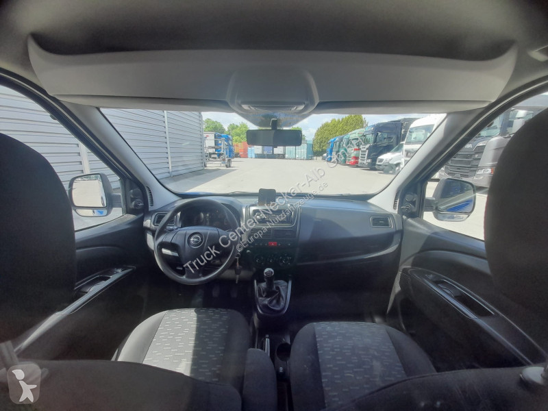 Opel 2 Sitze AHK Trennwand TÜV bis 11 2026...