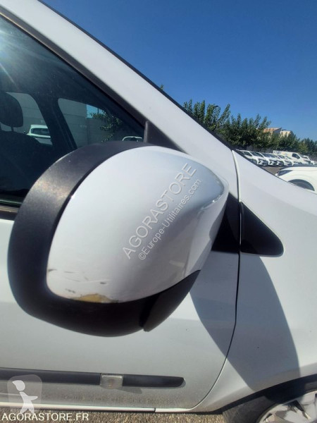 عربة نفعية Renault CLIO