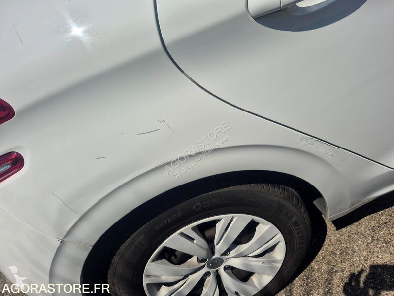 Nyttofordon Peugeot 208