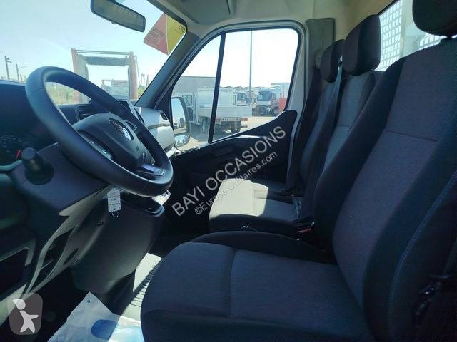 عربة نفعية Renault