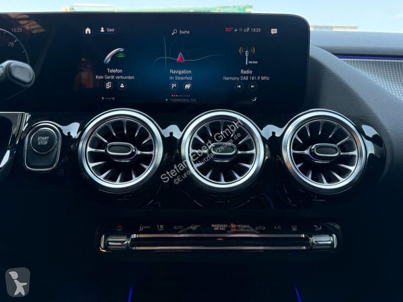 Mercedes EQA 300 4M...