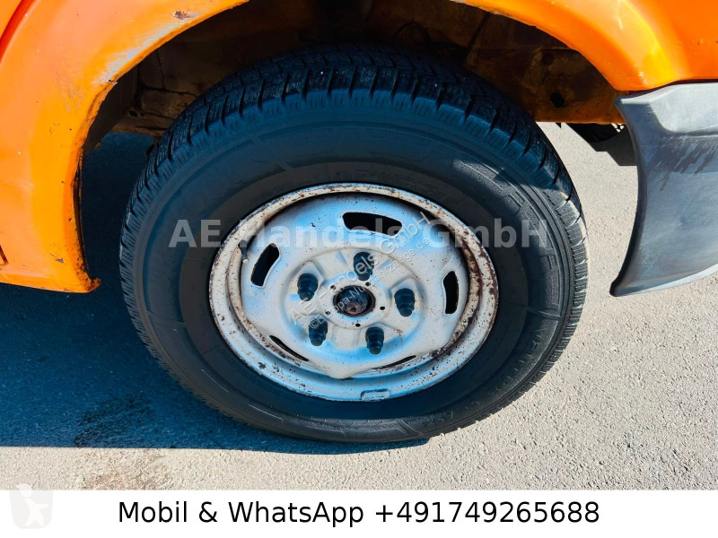 Furgoneta Ford 115 T 330 2.4 TDCI Doppelkabine
