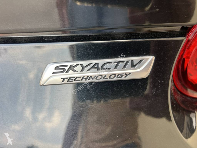Samochód dostawczy Mazda Cabriolet (4) 2.0...