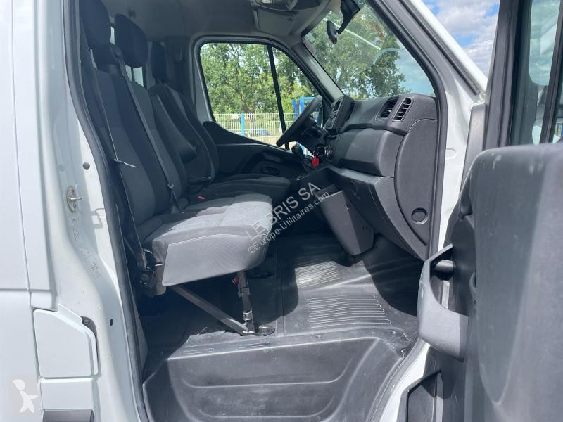 عربة نفعية Renault  MASTER DCi 145